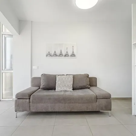 Rising Sun In Complex Terrazas Daire *