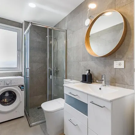 Rising Sun In Complex Terrazas 플라야데라스아메리카스